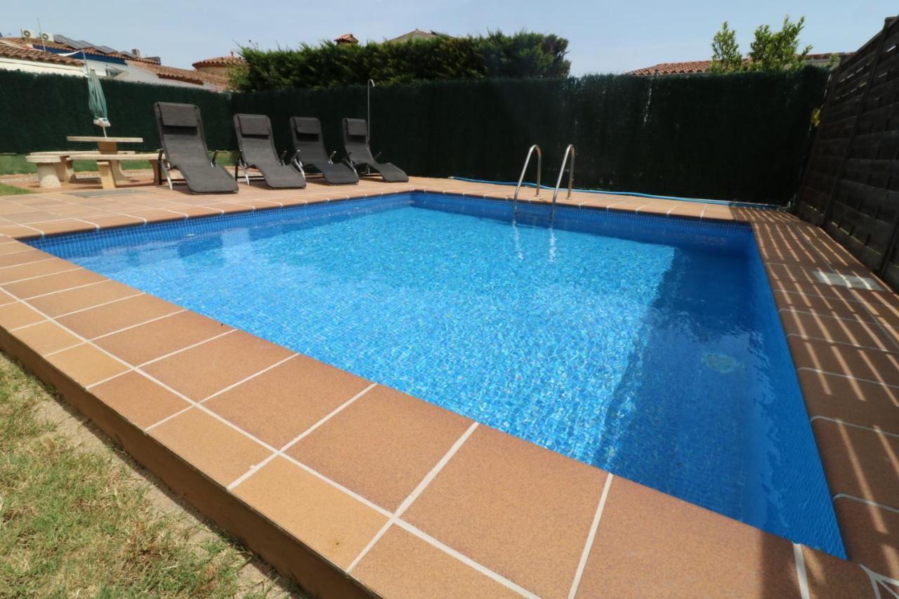 Peni 168A - Belle Maison Avec Piscine Ampuriabrava Exterior foto